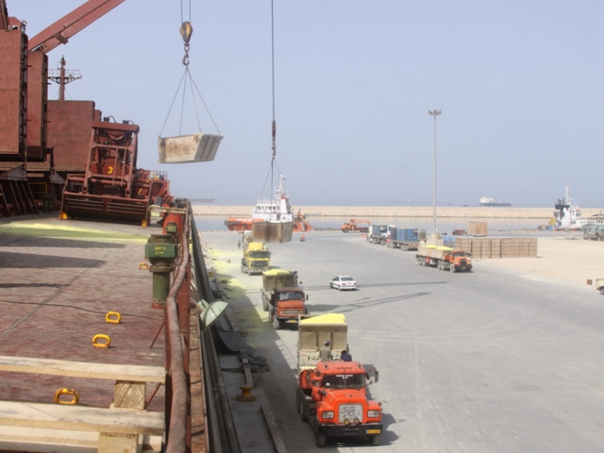 صادرکننده گوگرد ترانزیت گرانوله و کلوخه